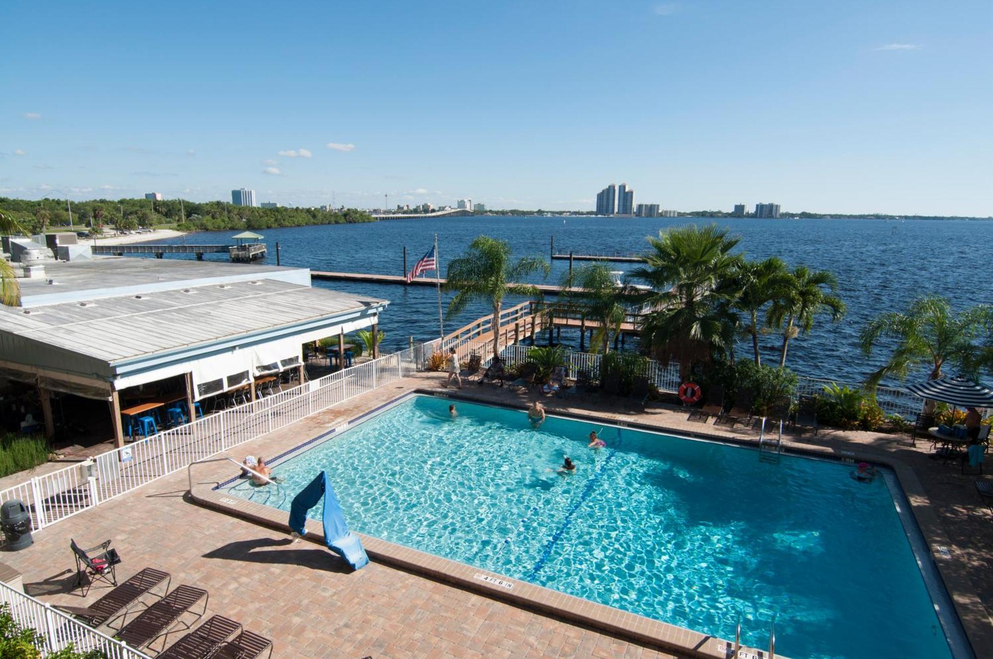 Best Western Fort Myers Waterfront Норт-Форт-Маєрс Екстер'єр фото
