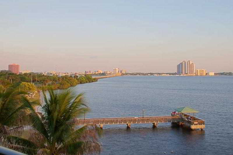 Best Western Fort Myers Waterfront Норт-Форт-Маєрс Зручності фото
